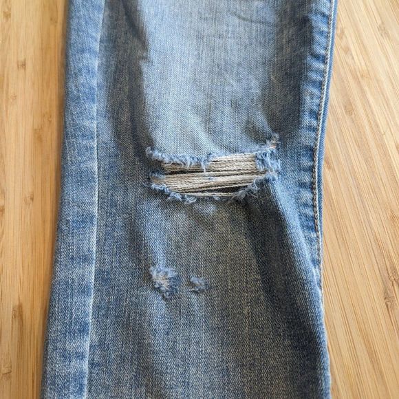 DYNDNM Size 28 Kate Model Jeans with distressed knees and hem Medium Wash - Picture 5 of 10